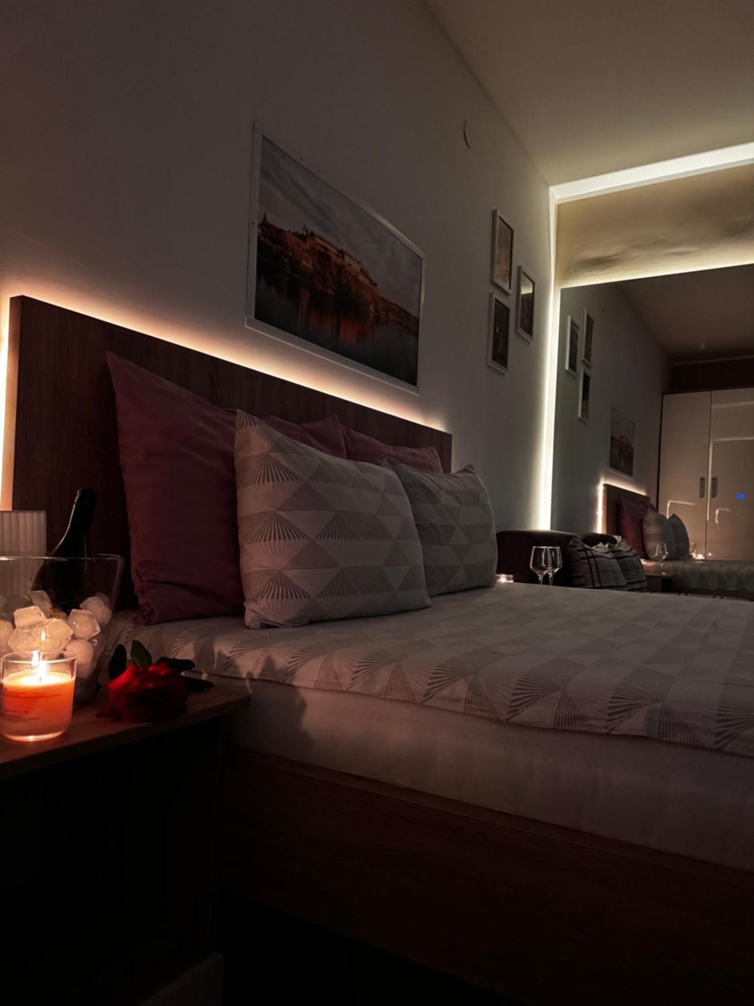 Post Apartmani A-1 โนวีซาด ภายนอก รูปภาพ